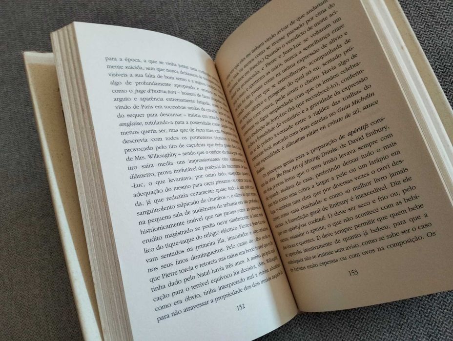 Livro "A dívida ao prazer" de John Lanchester