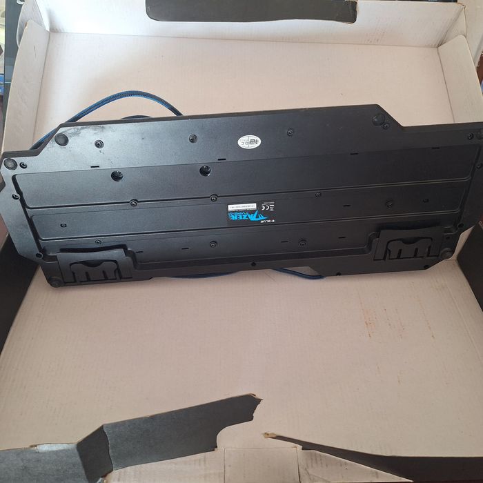 Teclado gaming e-blue em otimo estado.