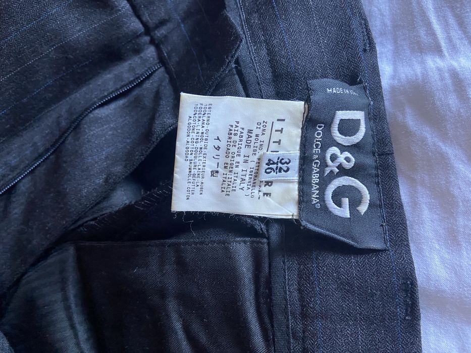 Calças D&G classicas.