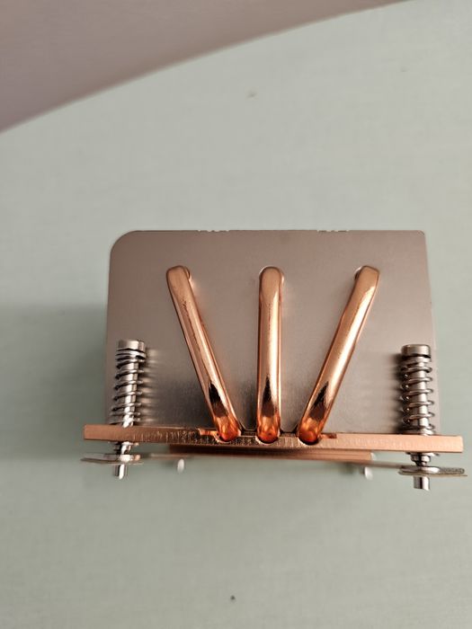 4 dissipadores para CPU