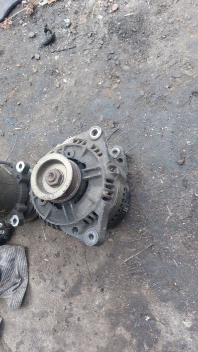 генератор Audi A6 C4 2.5 tdi робочий