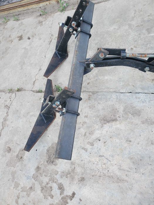 Зчіпка з плоскорізами.