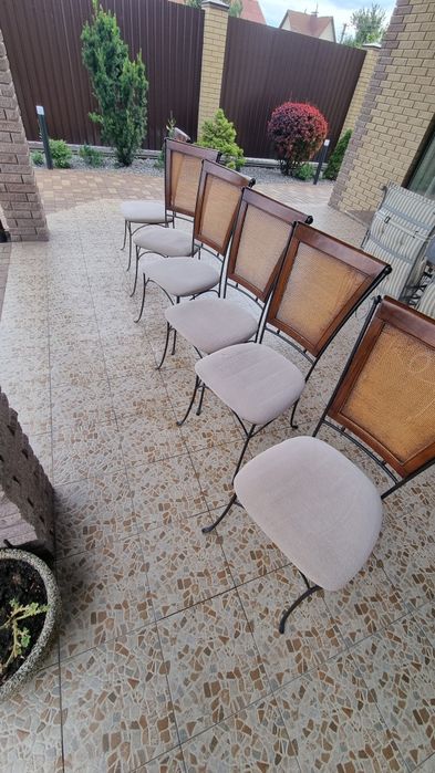 Професійна чистка меблів Київ та околиці