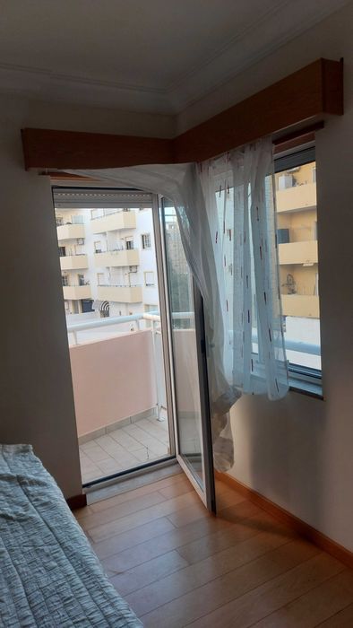 Quarto Mobilado c/ cama de casal e WC – FARO | 650€/MÊS