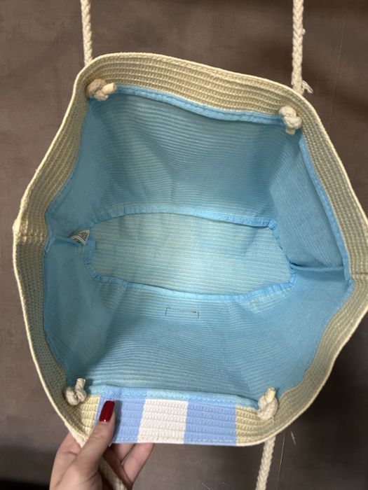 Сумка Clarins плетена