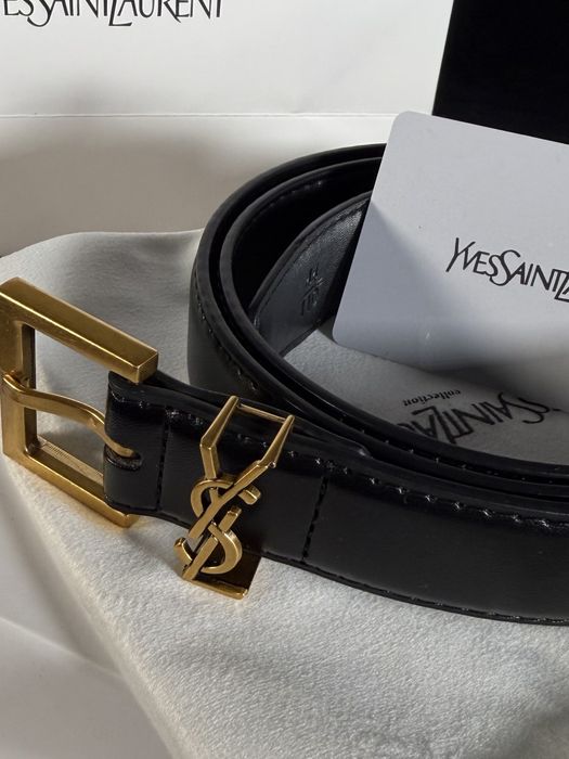 Cinto Yves Saint Laurent preto dourado