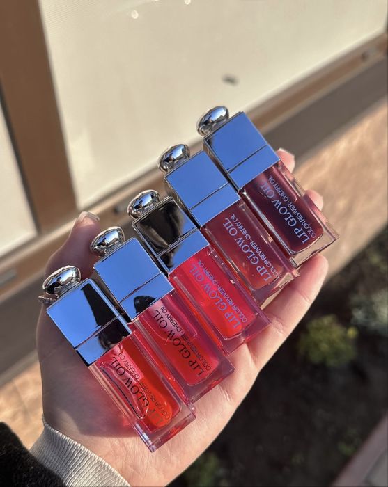 Олійка для губ від Dior