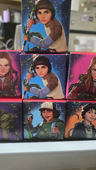Bonecos stranger things McDonald's