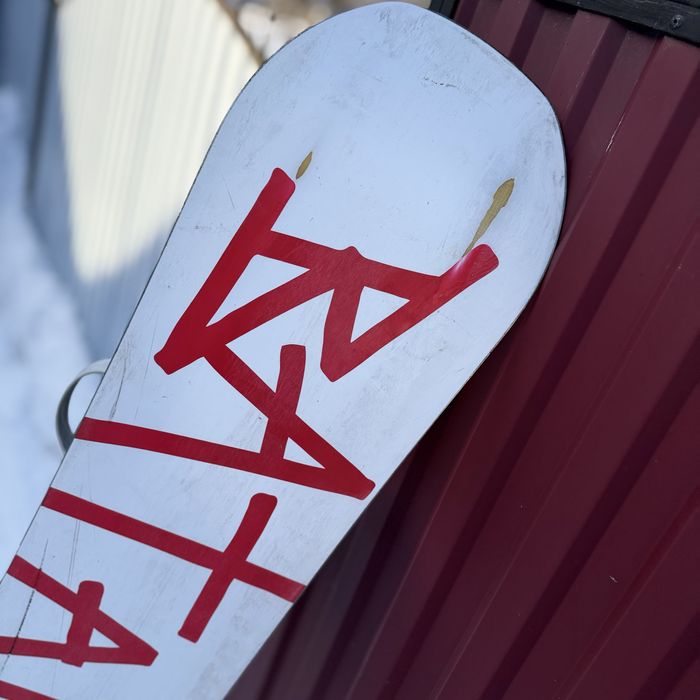 Продам сноуборд 154 см