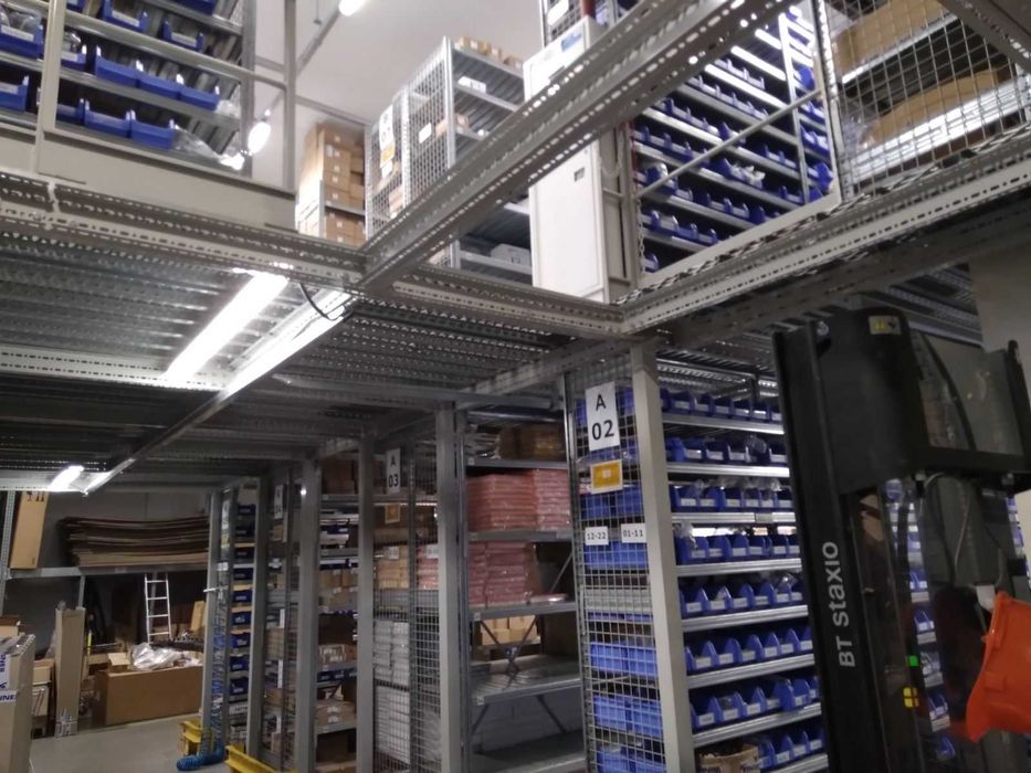 б/у Стелажі зі складу в наявності, Палетні  та поличкові стелажі