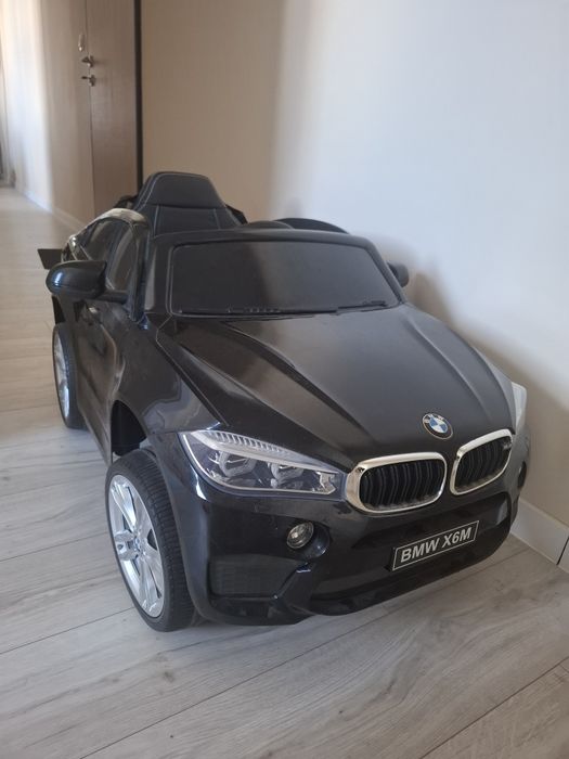 Samochód bmw x6m na akumulator