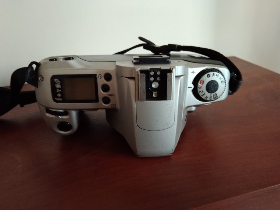 Aparat fotograficzny CANON EOS 300