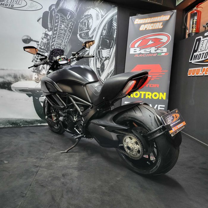 Ducati Diavel 1200