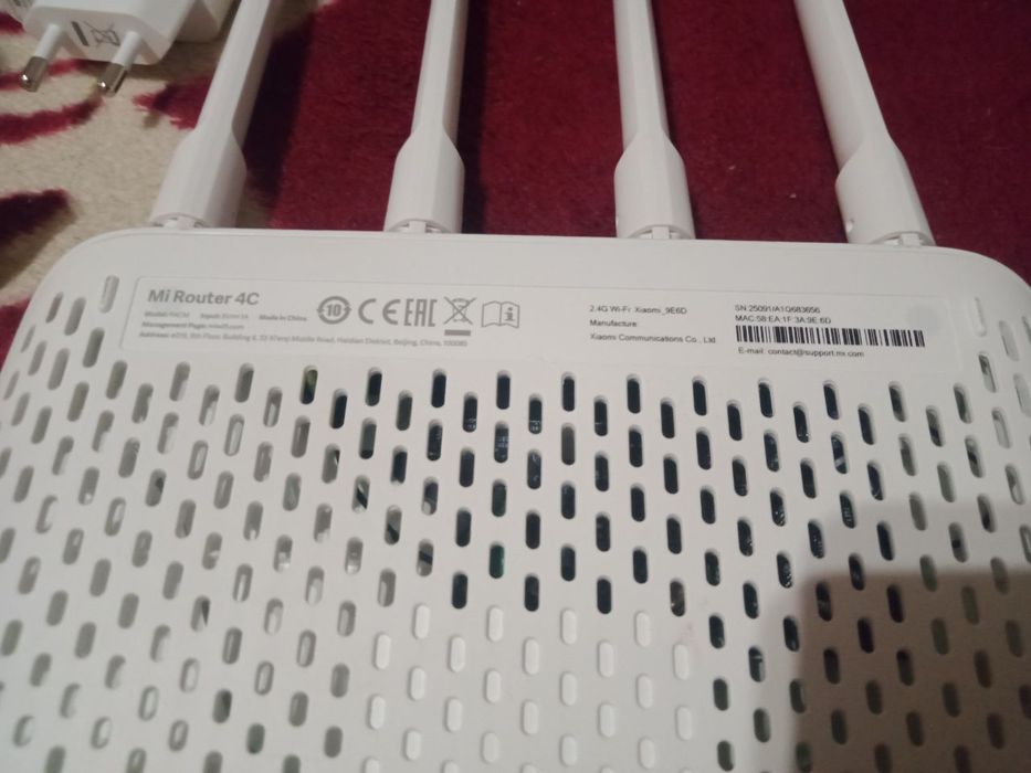 Xiaomi Mi WiFi Router 4С Global.