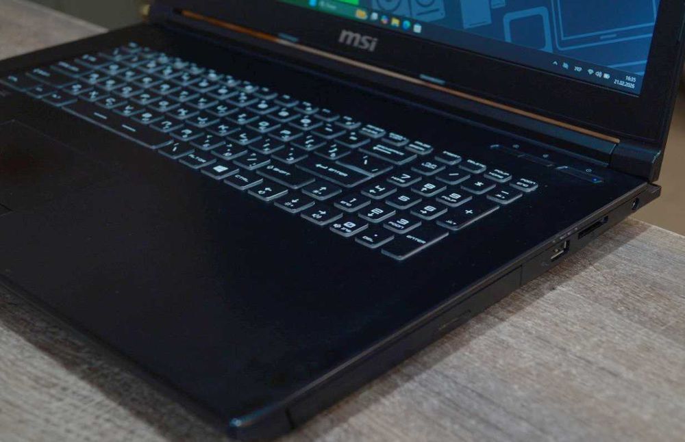 ГАРАНТІЯ MSI (17"/i7-7700HQ/RAM 8гб/SSD 256гб/HDD 1тб/GTX 1050)TVOYO