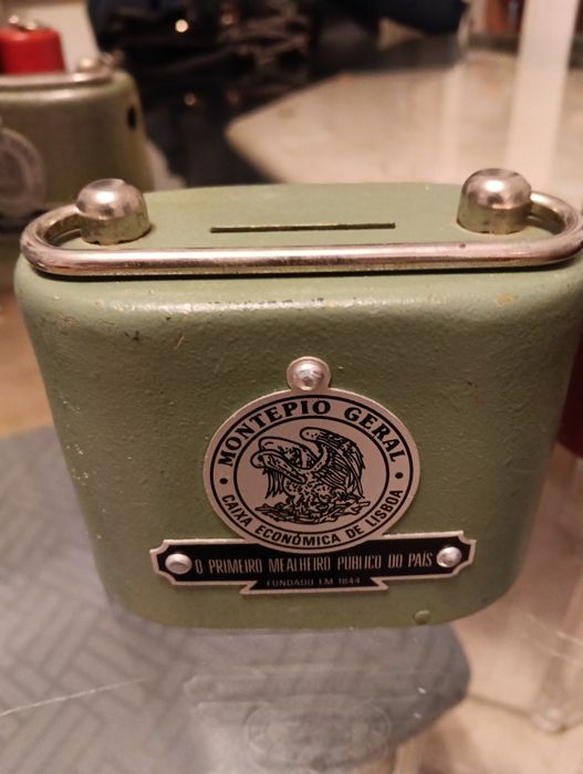 Mealheiros Montepio geral