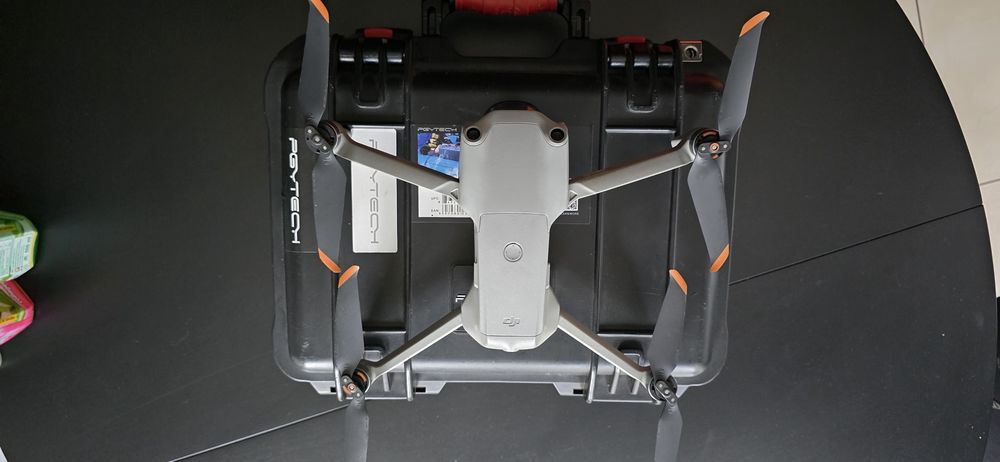 Dron Dji Air2s mało używany stan idealny