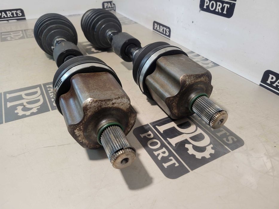 Піввісь передня права ліва полуось привод в сборе правый левый Chevrolet Bolt EV 2017 2018 2019 2020 2021 2022