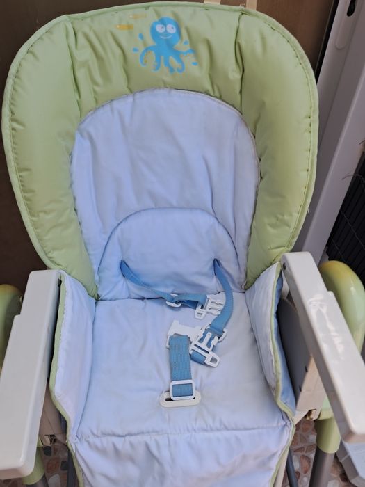 Cadeira de papa para criança.