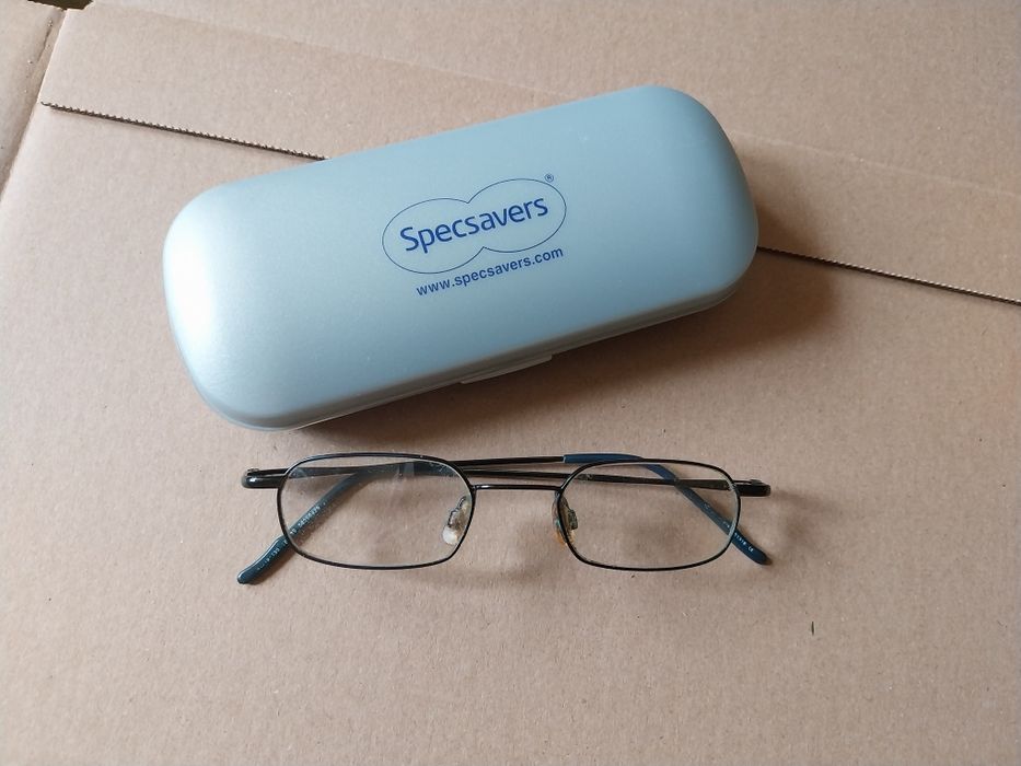 Okulary marki specavers