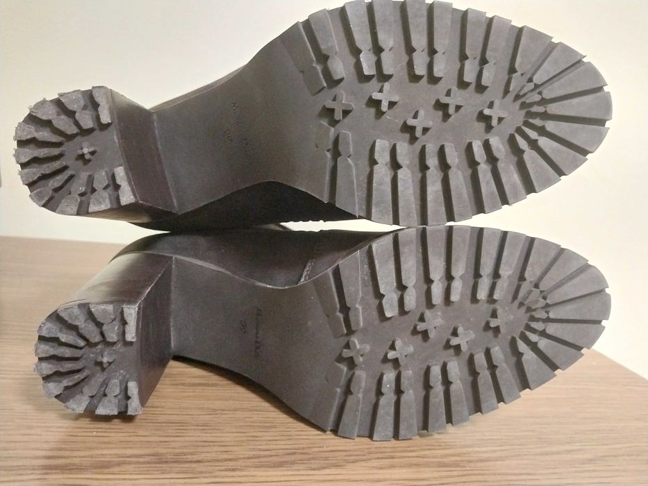 MASSIMO DUTTI  женские полусапожки 39 розм.