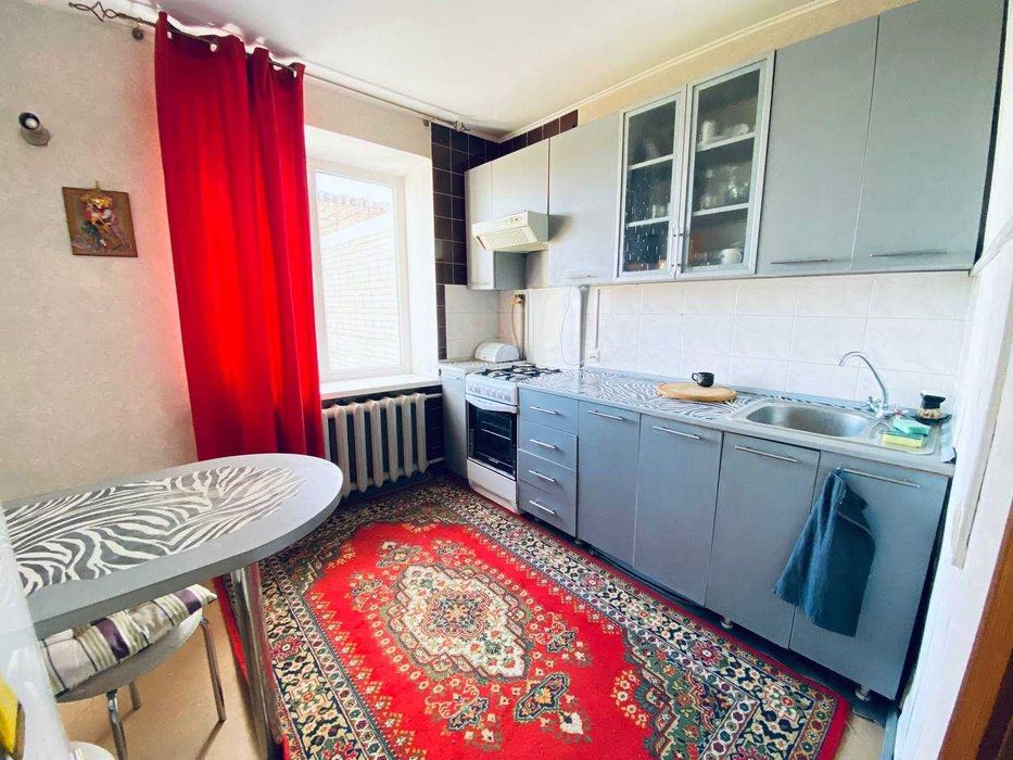 Продам 2 к квартиру на Свердловському масиві 4561