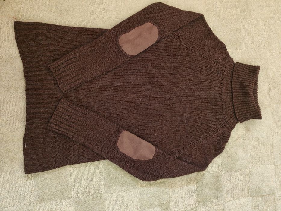 Golf w kolorze brązowym w rozmiarze M z Zary.