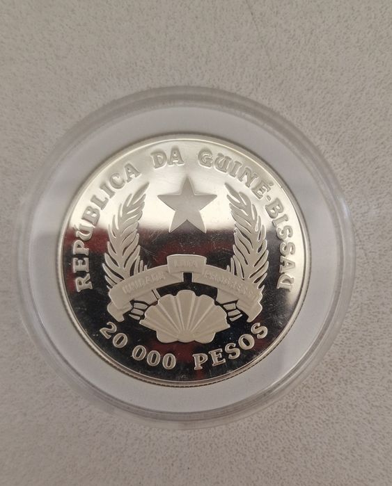 *MOEDA RARA*: 2000 EXEMPLARES Da Guiné-Bissau