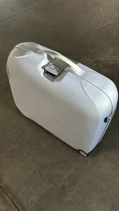 Duas malas de viagem Samsonite