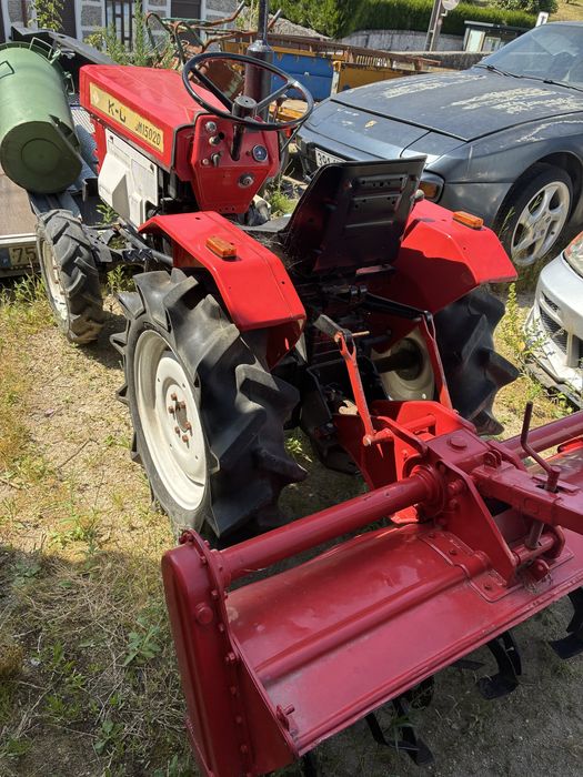 Mini Trator K-O UM1502D 4x4 – 15 CV – Pronto a Trabalhar