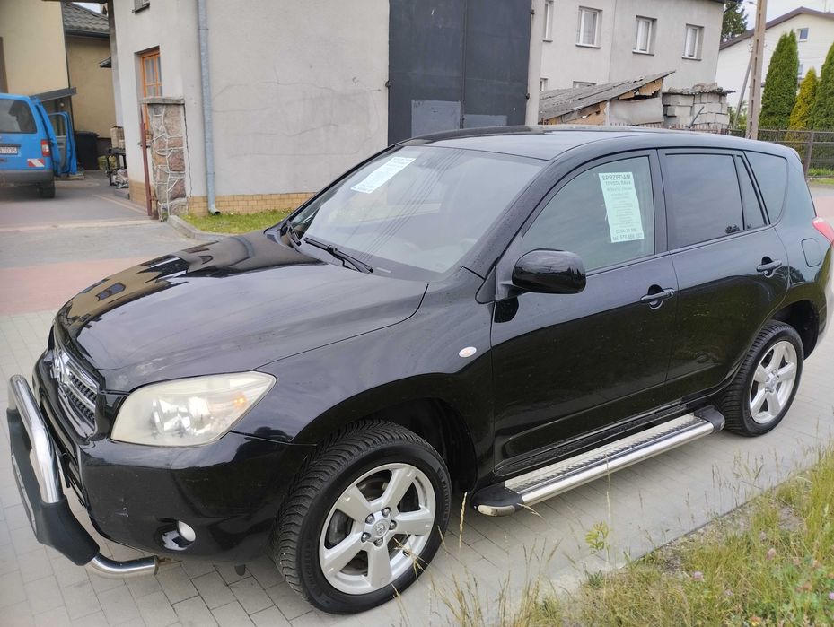 Sprzedam samochód osobowy Toyota RAV4