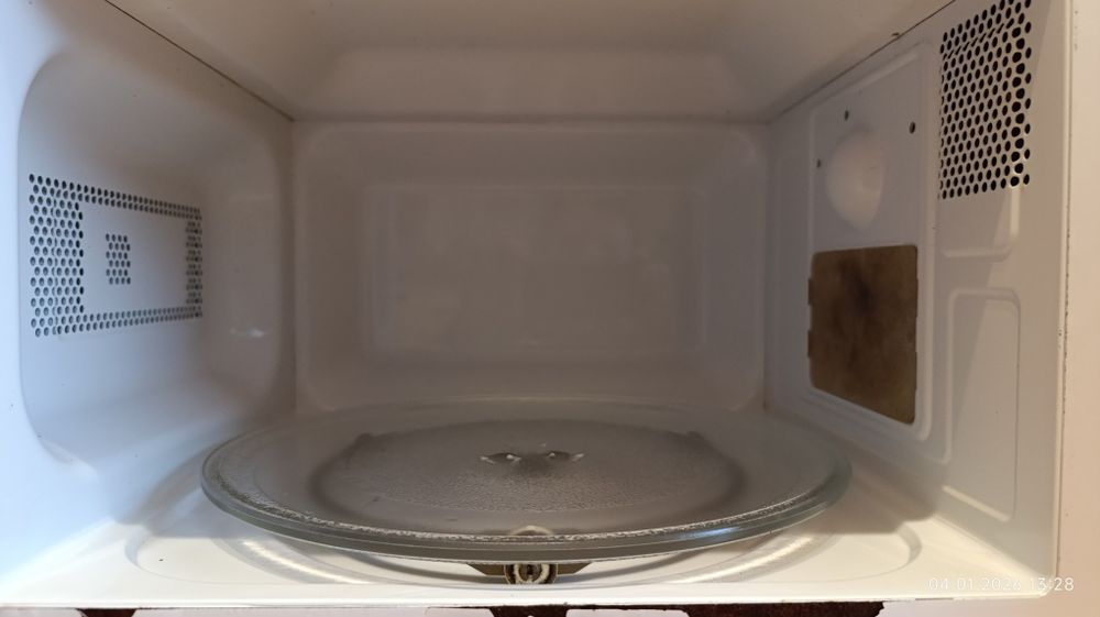 Микроволновка Delfa