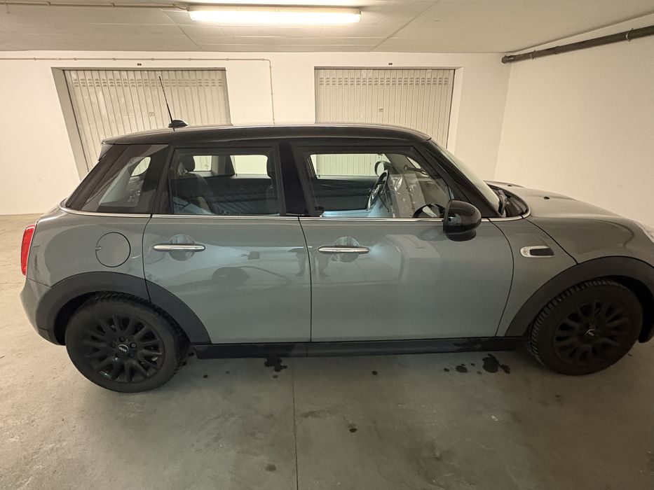 Mini Cooper 5 Portas 1.5 136cv
