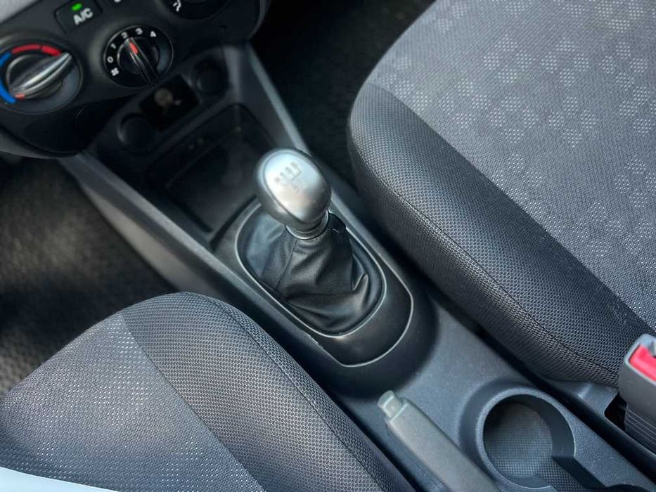 Kia Rio      2009