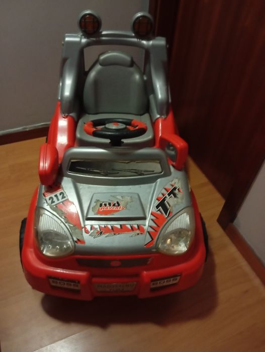 Vendo carinho de brinquedo para criança