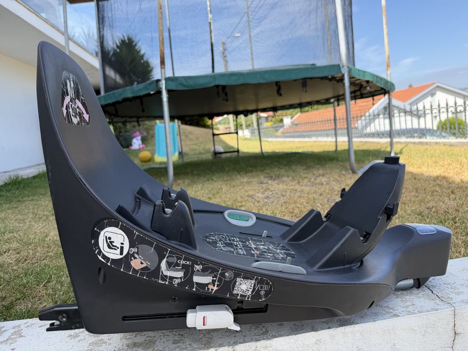 Conjunto Cybex – Cloud Z i-Size + Base Isofix + Carrinho Balios S + Capa Anticalor