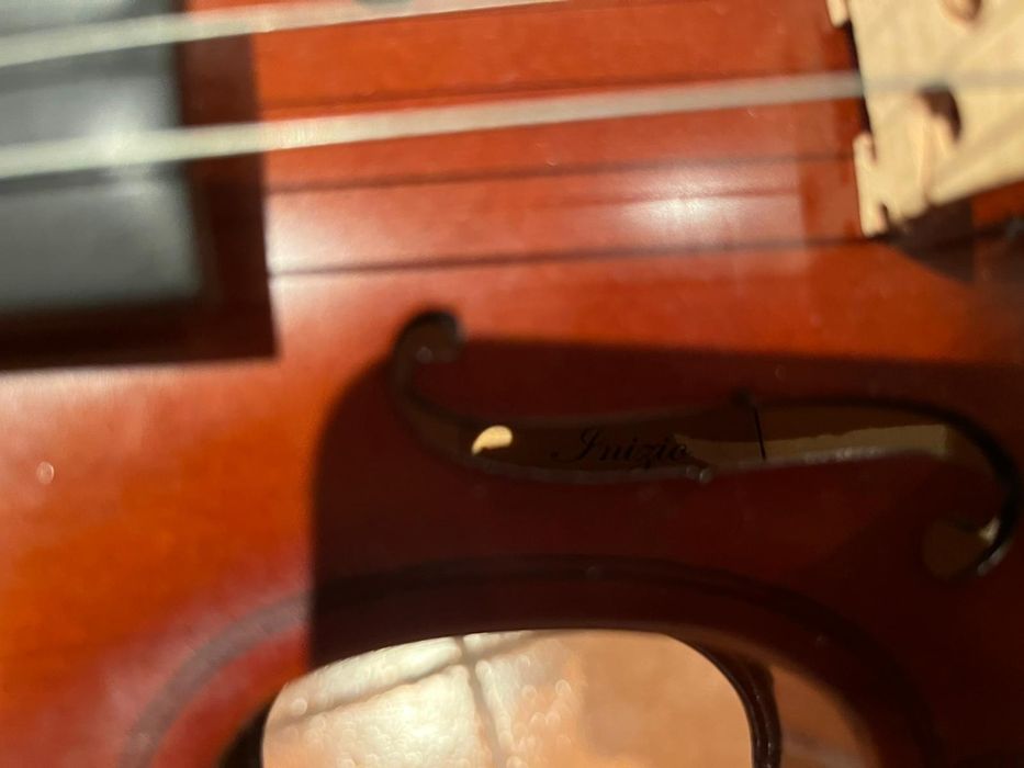Violino 1/8 , arco e  caixa
