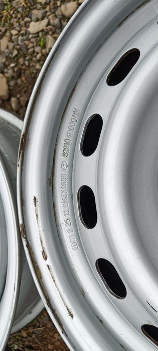 Диски Hyundai  Н-1 R16  6*139.7  6.5J Dia.92.5мм Е-56  2 шт