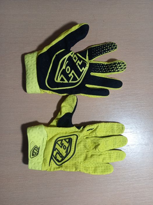 Спортивні дитячі рукавиці Trylee Designs