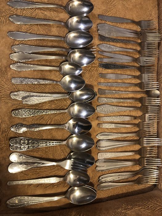 Вилки,ложки, ножи из нержавейки. Времён СССР.