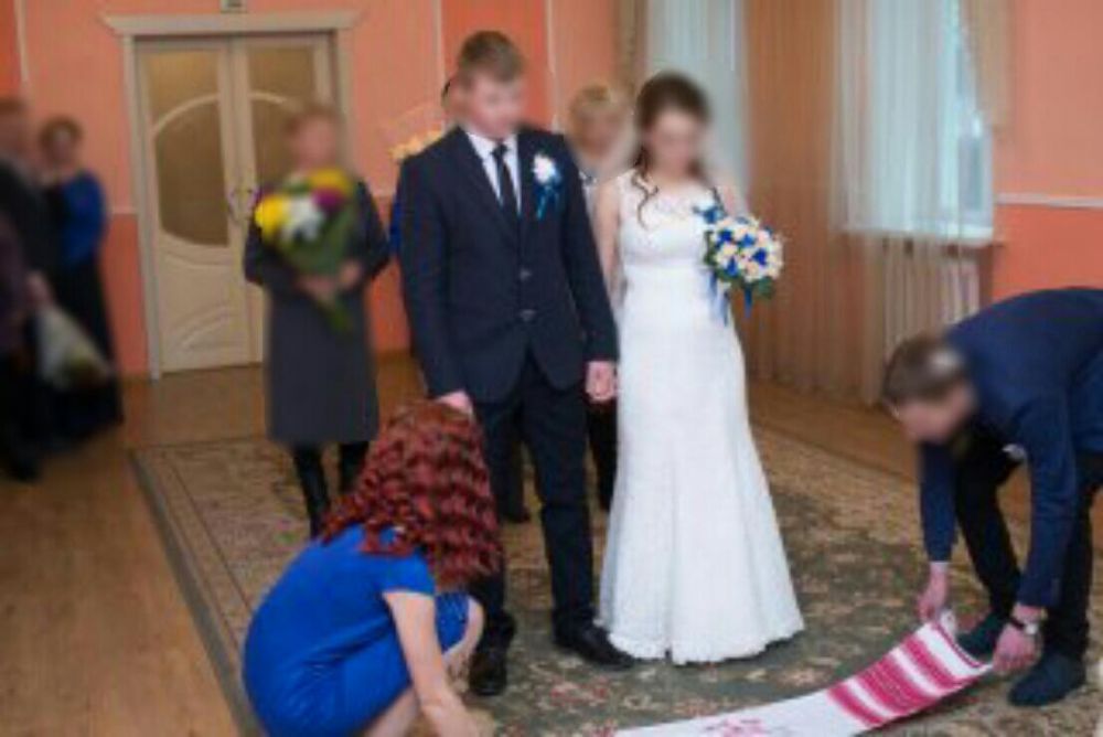 Свадебное платье
