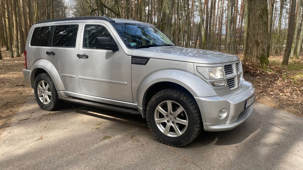 Samochód  Marki Dodge Nitro