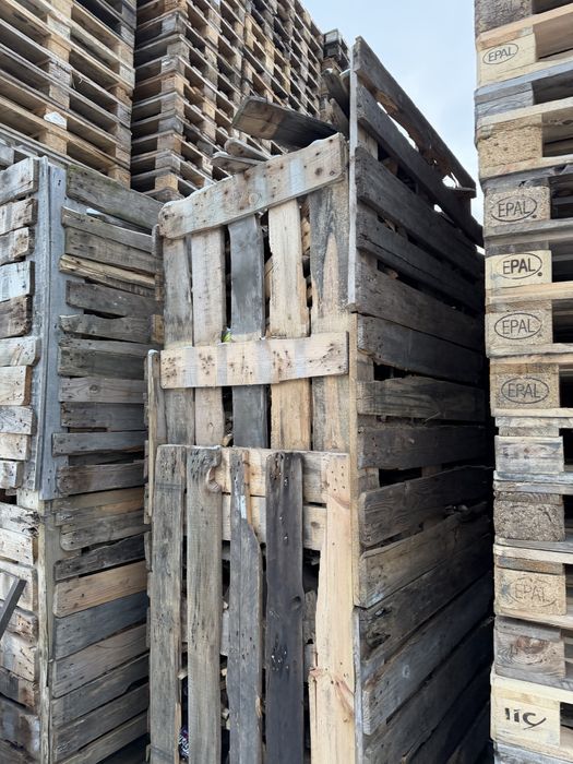 Odpady drewniane po paletach