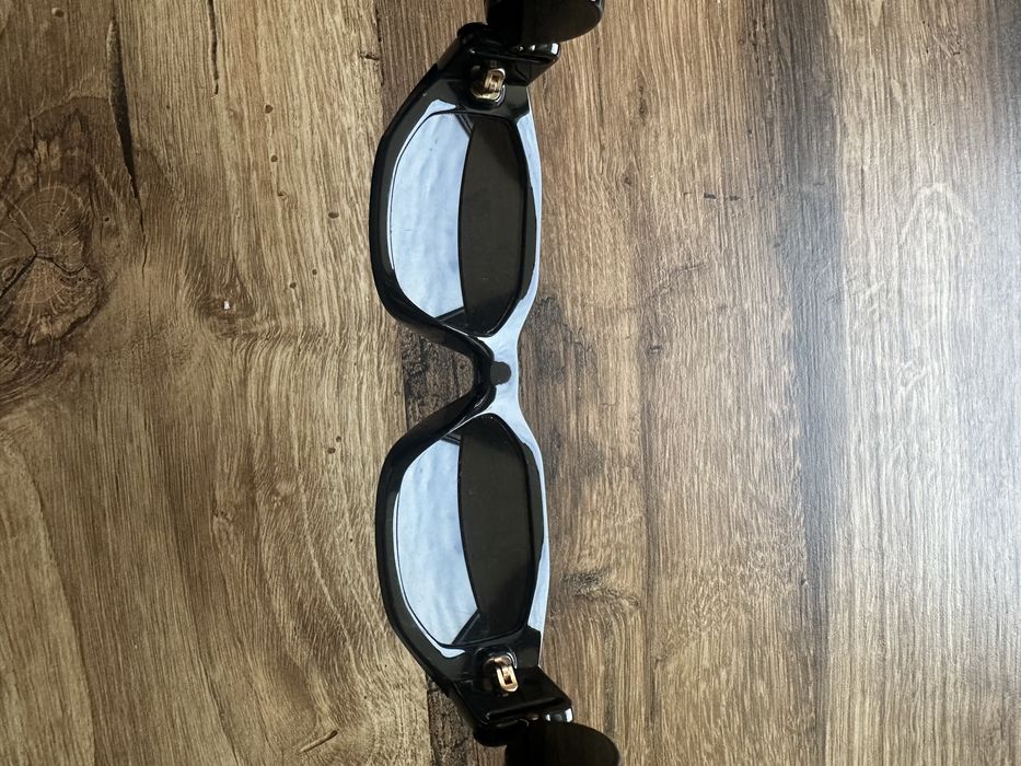 Очки  черные Versace