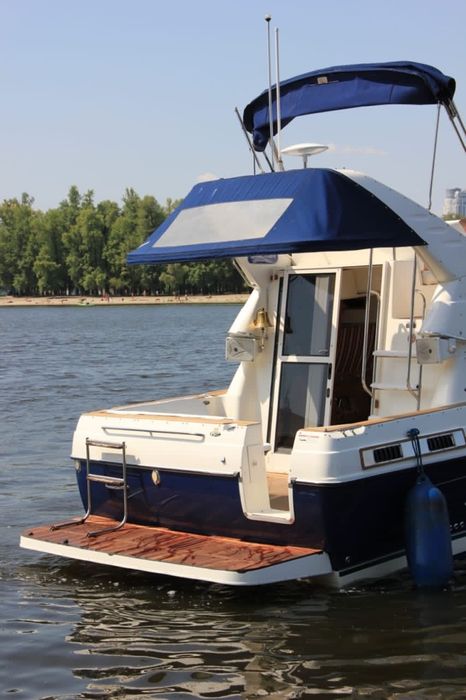 Продам яхту Bayliner 288 Discovery
