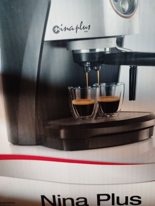 Продам кофемашину Nina Plus