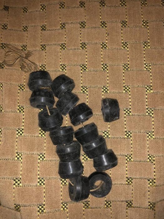 Втулка амортизатора автомобиля