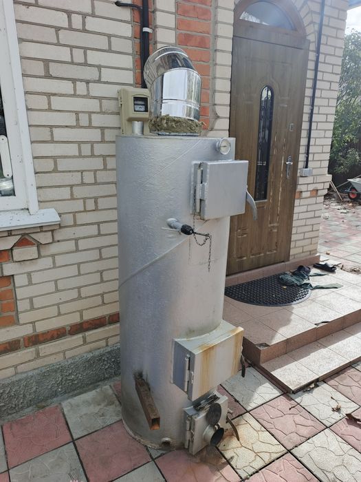 Котел твердопаливний