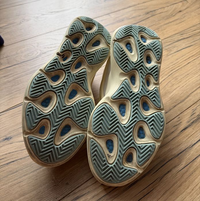 Buty Adidas Yeezy 700 Azrael