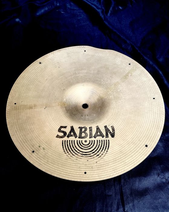 ! Uszkodzony / naprawiony talerz perkusyjny Sabian HH thin crash 16”